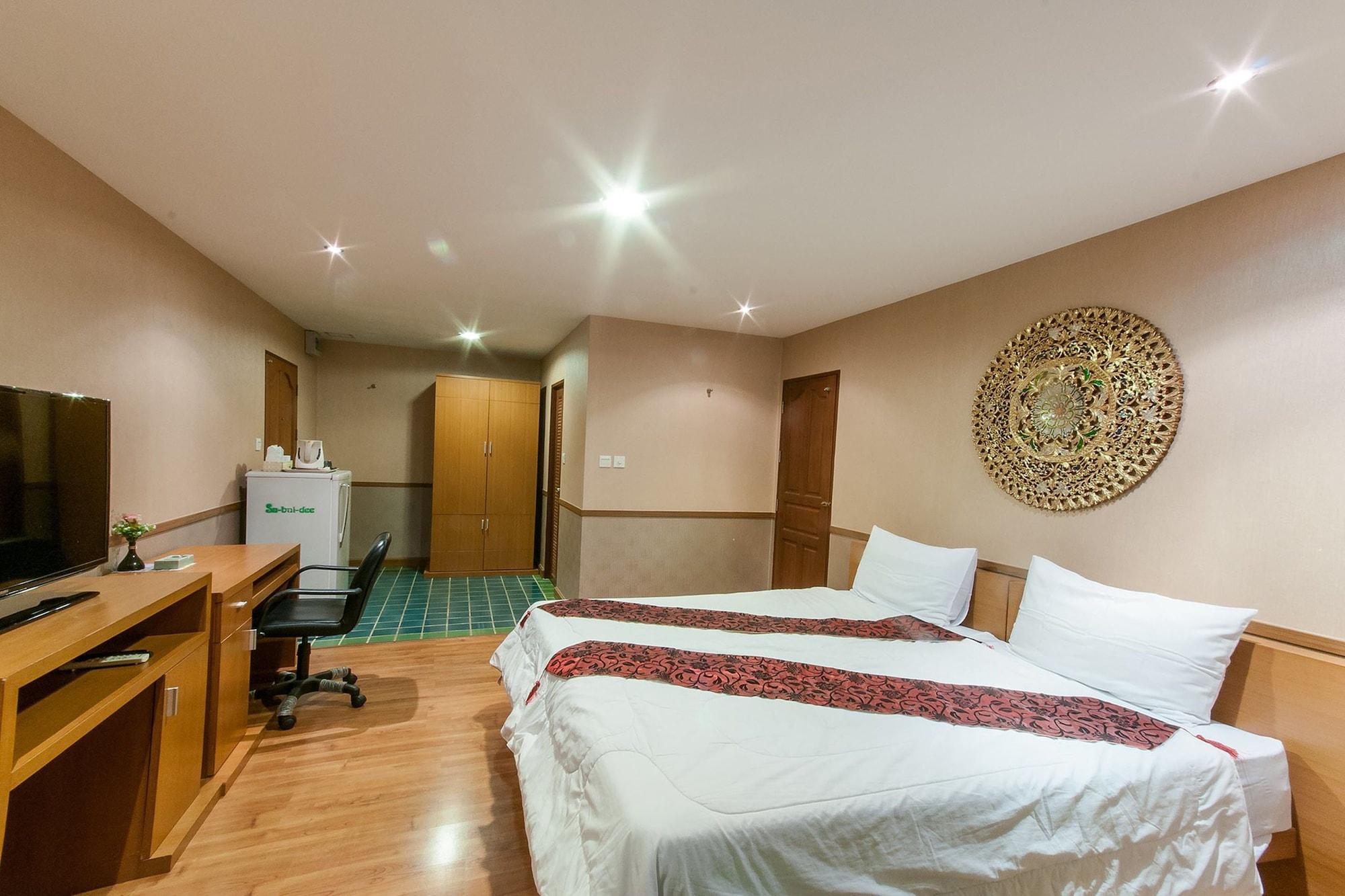 Sa-Bai-Dee Condo Chonburi Esterno foto