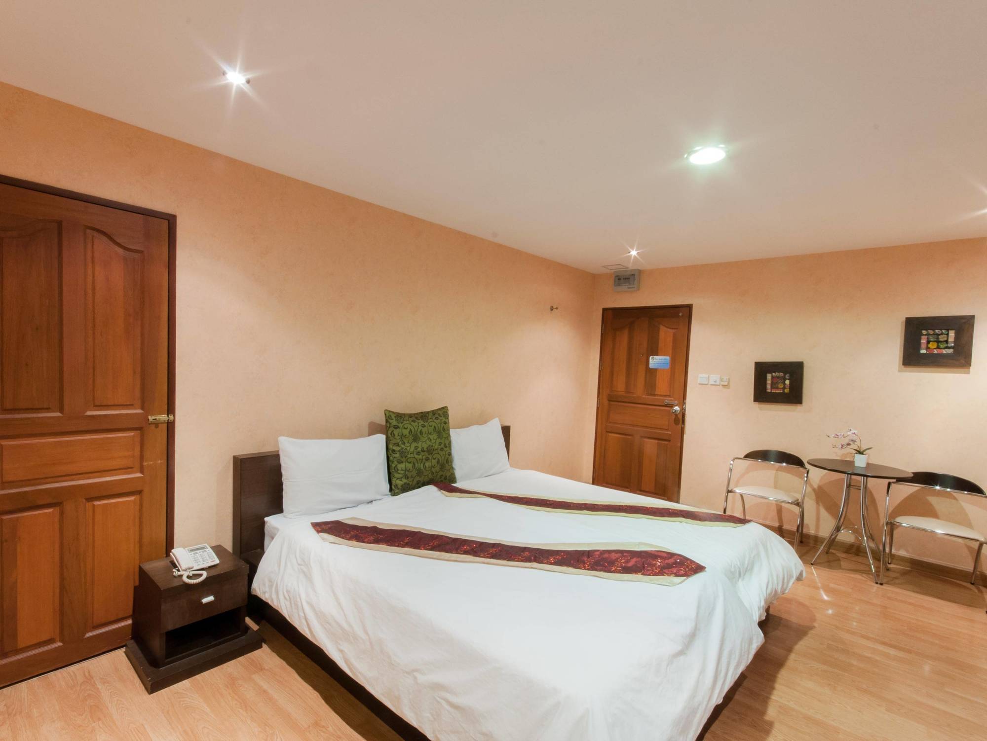 Sa-Bai-Dee Condo Chonburi Esterno foto