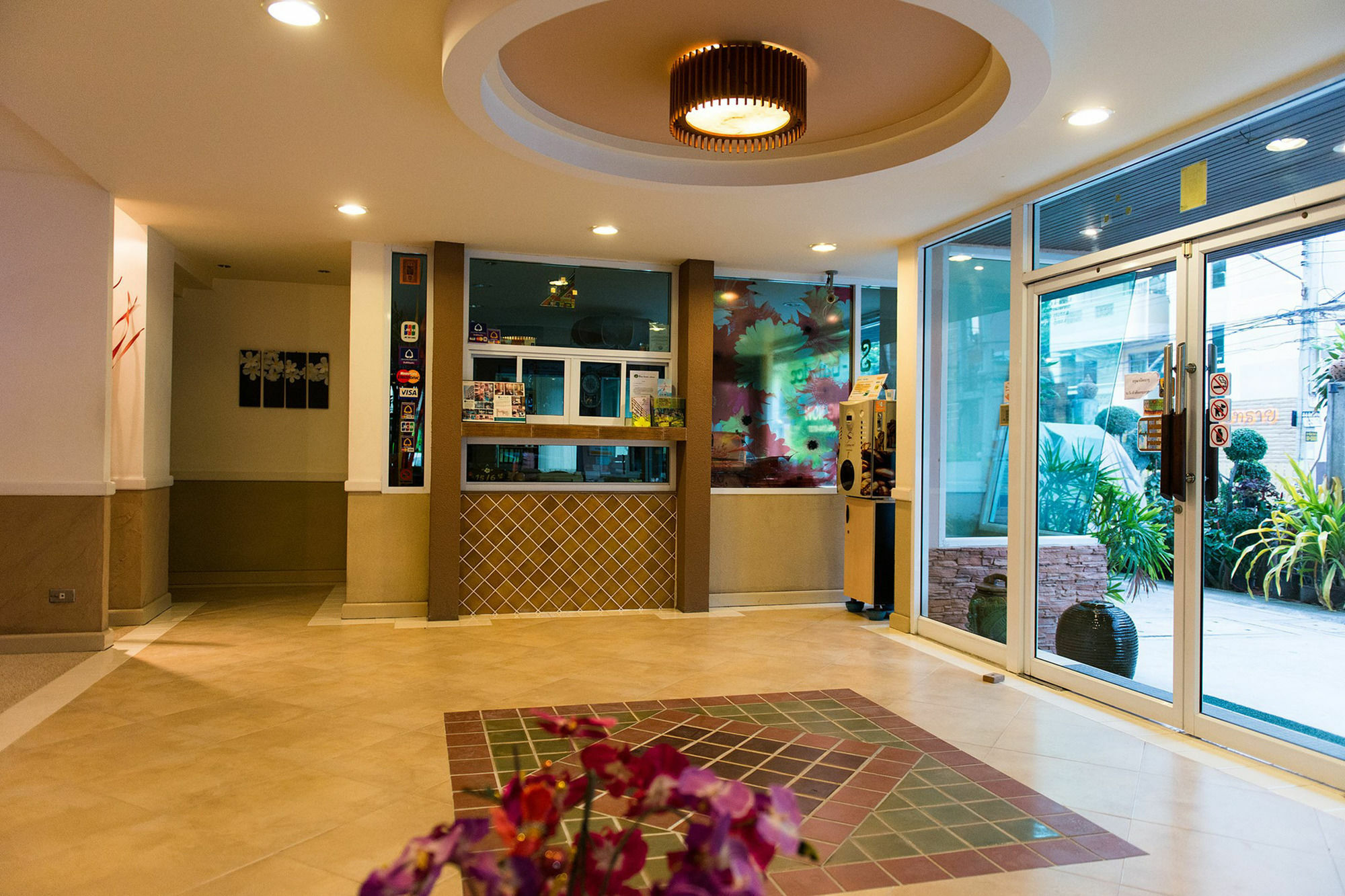Sa-Bai-Dee Condo Chonburi Esterno foto