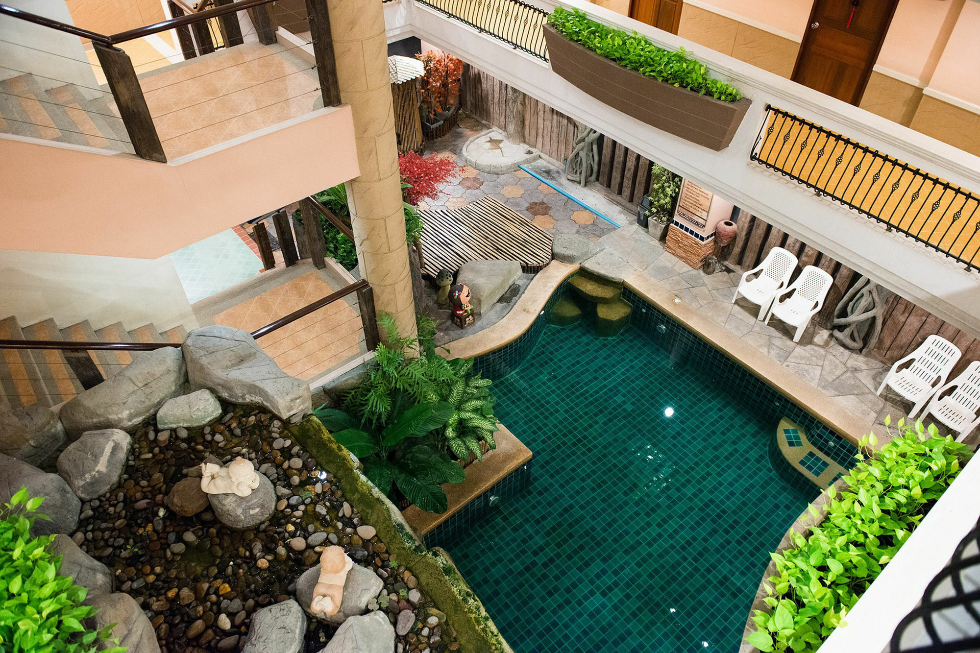 Sa-Bai-Dee Condo Chonburi Esterno foto