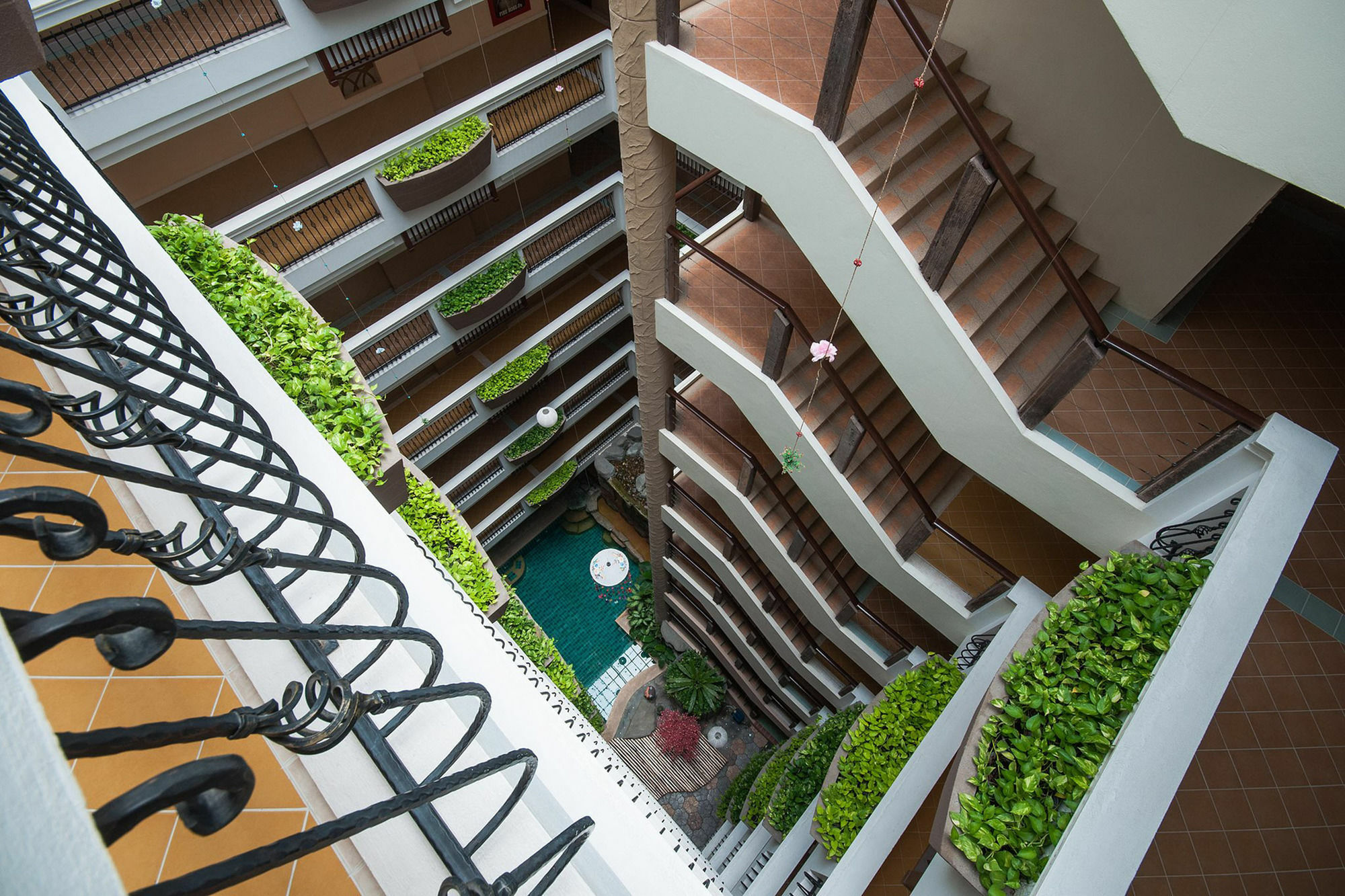 Sa-Bai-Dee Condo Chonburi Esterno foto